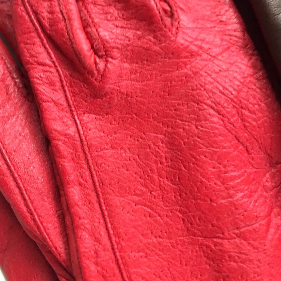 3 pairs of size medium leather driving gloves - Picture 2 of 8